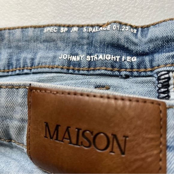 Women’s Blue Johnny Straight Leg Distressed Jeans - Picture 6 of 8